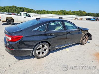 Trzecie zdjęcie samochodu z tyłu: 2018 HONDA ACCORD EX VIN:1HGCV1F40JA114866 - miniatura