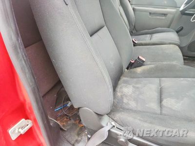 Zdjęcie 10 z 12 samochodu: 2010 CHEVROLET SILVERADO C1500 VIN:1GCPCPEX5AZ279172 - miniatura
