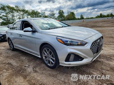 Czwarte zdjęcie samochodu z boku: 2019 HYUNDAI SONATA LIMITED TURBO VIN:5NPE34AB7KH802782 - miniatura