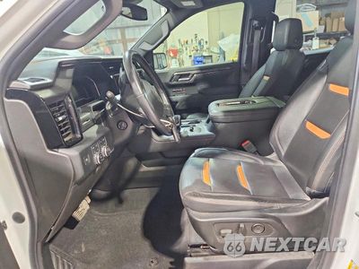 Zdjęcie 7 z 12 samochodu: 2022 GMC SIERRA K1500 AT4 VIN:1GTUUEET4NZ521974 - miniatura