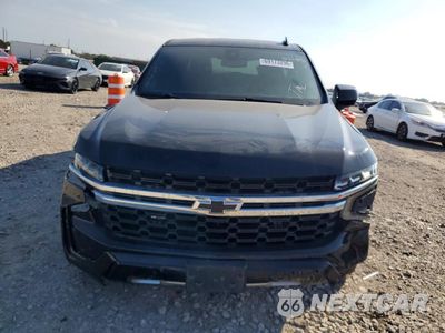 Piąte zdjęcie samochodu w środku: 2022 CHEVROLET TAHOE C1500 VIN:1GNSCLEDXNR254709 - miniatura