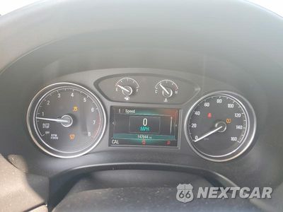 Zdjęcie 9 z 13 samochodu: 2018 BUICK ENCLAVE ESSENCE VIN:5GAERBKW8JJ221996 - miniatura