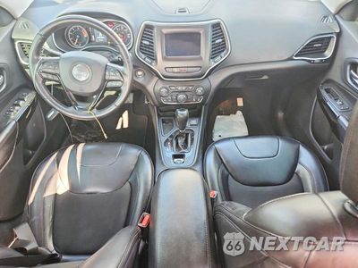 Zdjęcie 8 z 13 samochodu: 2019 JEEP CHEROKEE LATITUDE PLUS VIN:1C4PJLLB1KD339419 - miniatura