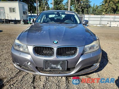 Piąte zdjęcie samochodu w środku: 2011 BMW 328 XI SULEV VIN:WBAPK5C55BF127353 - miniatura