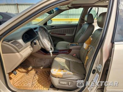Zdjęcie 7 z 12 samochodu: 2004 TOYOTA CAMRY XLE VIN:4T1BE32K44U297584 - miniatura