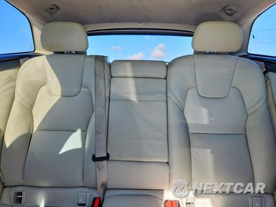 Zdjęcie 10 z 14 samochodu: 2021 VOLVO XC60 T5 MOMENTUM VIN:YV4102DK2M1697163 - miniatura
