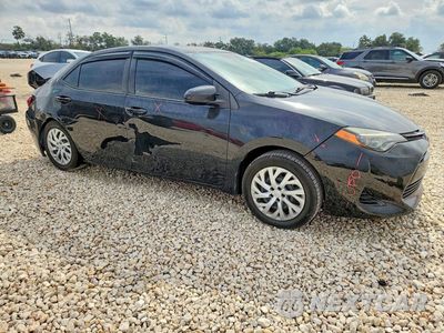 Czwarte zdjęcie samochodu z boku: 2018 TOYOTA COROLLA LE VIN:5YFBURHE9JP751462 - miniatura