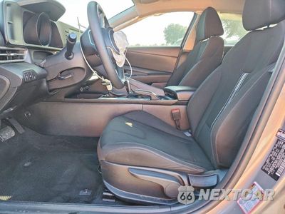 Zdjęcie 7 z 13 samochodu: 2023 HYUNDAI ELANTRA SEL VIN:KMHLM4AG2PU453958 - miniatura