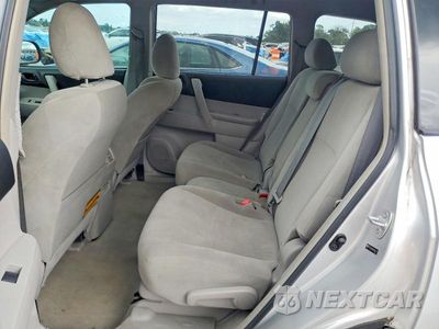 Zdjęcie 11 z 13 samochodu: 2010 TOYOTA HIGHLANDER BASE VIN:5TDZA3EH5AS004578 - miniatura
