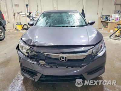 Piąte zdjęcie samochodu w środku: 2016 HONDA CIVIC LX VIN:19XFC2F53GE002939 - miniatura