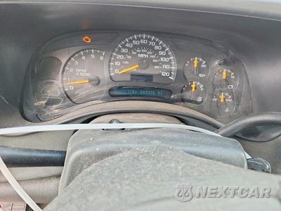 Zdjęcie 9 z 12 samochodu: 2005 CHEVROLET SILVERADO C1500 VIN:2GCEC13T451401412 - miniatura
