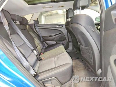 Zdjęcie 11 z 13 samochodu: 2018 HYUNDAI TUCSON VALUE VIN:KM8J33A25JU704102 - miniatura