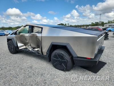 Drugie zdjęcie samochodu z przodu: 2026 TESLA CYBERTRUCK VIN:7G2CEHEDXTA099984 - miniatura