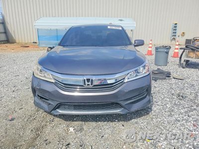 Piąte zdjęcie samochodu w środku: 2017 HONDA ACCORD EX VIN:1HGCR2F75HA105563 - miniatura