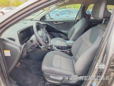 Zdjęcie 7 z 14 samochodu: 2023 KIA NIRO LX VIN:KNDCP3LE1P5061209 - miniatura