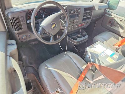 Zdjęcie 8 z 12 samochodu: 2015 CHEVROLET EXPRESS VIN:1GCWGFCF7F1221977 - miniatura