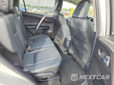 Zdjęcie 11 z 14 samochodu: 2018 TOYOTA RAV4 LIMITED VIN:JTMDFREV8JJ185628 - miniatura