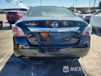 Zdjęcie 6 z 12 samochodu: 2015 NISSAN ALTIMA 2.5 S VIN:1N4AL3AP5FC234821 - miniatura