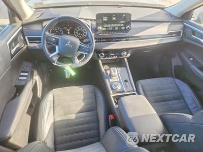 Zdjęcie 8 z 12 samochodu: 2023 MITSUBISHI OUTLANDER SE VIN:JA4J4UA84PZ045561 - miniatura