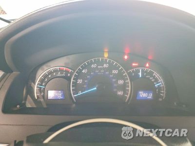 Zdjęcie 9 z 12 samochodu: 2012 TOYOTA CAMRY XLE VIN:4T4BF1FK5CR182976 - miniatura