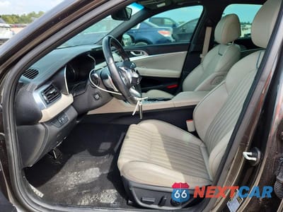 Zdjęcie 7 z 12 samochodu: 2023 GENESIS G70 2.0T VIN:KMTG34TAXPU108549 - miniatura