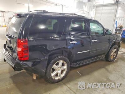 Trzecie zdjęcie samochodu z tyłu: 2013 CHEVROLET TAHOE K1500 LTZ VIN:1GNSKCE00DR371844 - miniatura
