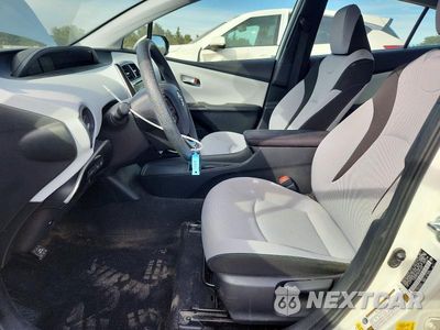 Zdjęcie 7 z 13 samochodu: 2019 TOYOTA PRIUS LE VIN:JTDKARFU8K3094506 - miniatura