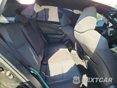 Zdjęcie 10 z 12 samochodu: 2019 TOYOTA RAV4 XLE VIN:JTMP1RFV4KJ002107 - miniatura