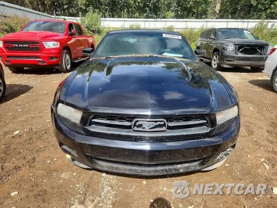 Piąte zdjęcie samochodu w środku: 2011 FORD MUSTANG VIN:1ZVBP8AM5B5161774 - miniatura