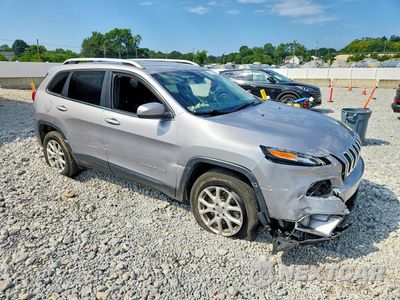 Czwarte zdjęcie samochodu z boku: 2017 JEEP CHEROKEE LATITUDE VIN:1C4PJMCS1HD213799 - miniatura