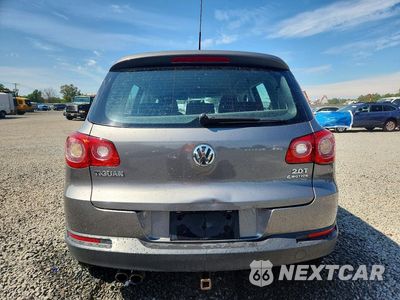 Zdjęcie 6 z 13 samochodu: 2011 VOLKSWAGEN TIGUAN S VIN:WVGBV7AX6BW535263 - miniatura