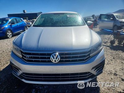 Piąte zdjęcie samochodu w środku: 2018 VOLKSWAGEN PASSAT S VIN:1VWAA7A33JC044865 - miniatura