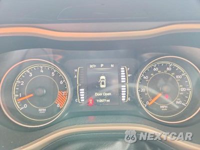 Zdjęcie 9 z 13 samochodu: 2015 JEEP CHEROKEE LATITUDE VIN:1C4PJLCS4FW657268 - miniatura