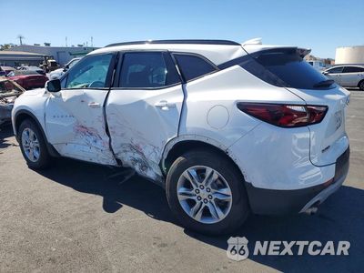 Drugie zdjęcie samochodu z przodu: 2021 CHEVROLET BLAZER 2LT VIN:3GNKBCR4XMS559569 - miniatura