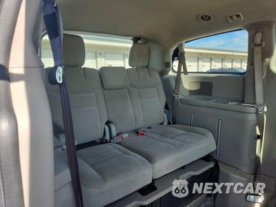 Zdjęcie 11 z 13 samochodu: 2017 DODGE GRAND CARAVAN SE VIN:2C4RDGBG3HR854996 - miniatura