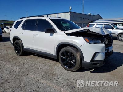 Czwarte zdjęcie samochodu z boku: 2025 HONDA PILOT BLACK VIN:5FNYG1H98SB115909 - miniatura