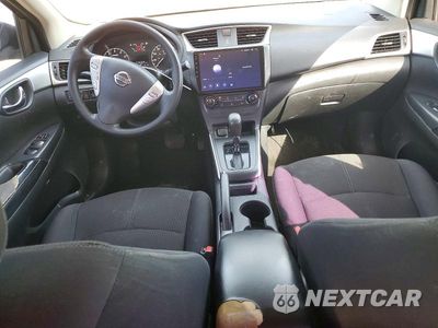 Zdjęcie 8 z 12 samochodu: 2017 NISSAN SENTRA S VIN:3N1AB7AP1HY237944 - miniatura