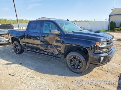 Czwarte zdjęcie samochodu z boku: 2017 CHEVROLET SILVERADO K1500 LTZ VIN:3GCUKSEC0HG121502 - miniatura