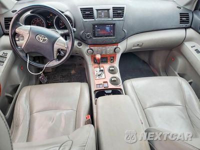 Zdjęcie 8 z 14 samochodu: 2010 TOYOTA HIGHLANDER LIMITED VIN:5TDYK3EH4AS023776 - miniatura
