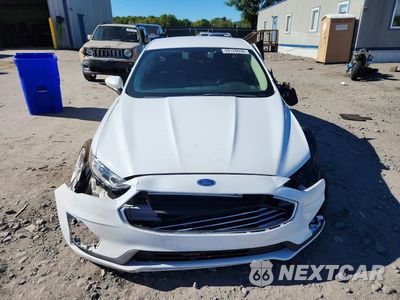 Piąte zdjęcie samochodu w środku: 2019 FORD FUSION SE VIN:3FA6P0LU7KR190019 - miniatura