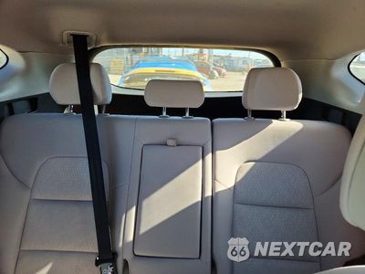 Zdjęcie 10 z 13 samochodu: 2018 HYUNDAI TUCSON SE VIN:KM8J23A46JU743897 - miniatura