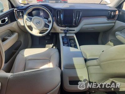 Zdjęcie 8 z 13 samochodu: 2021 VOLVO XC60 T5 MOMENTUM VIN:YV4102RK7M1685275 - miniatura