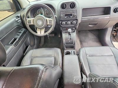 Zdjęcie 8 z 12 samochodu: 2012 JEEP COMPASS LIMITED VIN:1C4NJCCBXCD718881 - miniatura