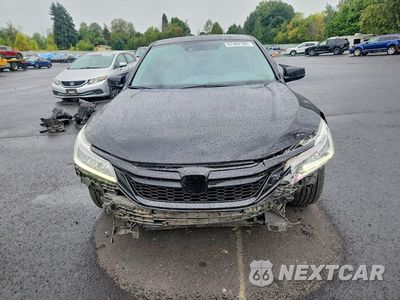 Piąte zdjęcie samochodu w środku: 2016 HONDA ACCORD TOURING VIN:1HGCR3F9XGA031515 - miniatura