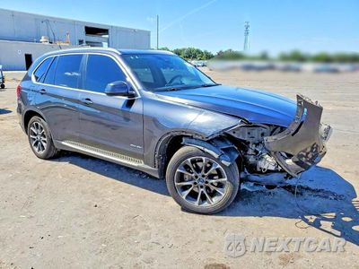 Czwarte zdjęcie samochodu z boku: 2015 BMW X5 XDRIVE35I VIN:5UXKR0C58F0K54276 - miniatura