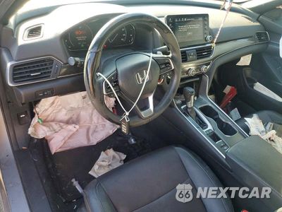 Zdjęcie 8 z 12 samochodu: 2020 HONDA ACCORD SPORT VIN:1HGCV1F32LA110635 - miniatura