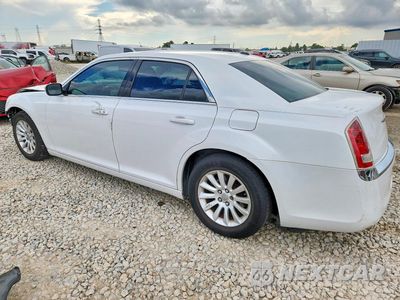 Drugie zdjęcie samochodu z przodu: 2013 CHRYSLER 300 VIN:2C3CCAAG7DH699493 - miniatura