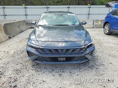 Piąte zdjęcie samochodu w środku: 2025 HYUNDAI ELANTRA SEL VIN:KMHLS4DG5SU972903 - miniatura
