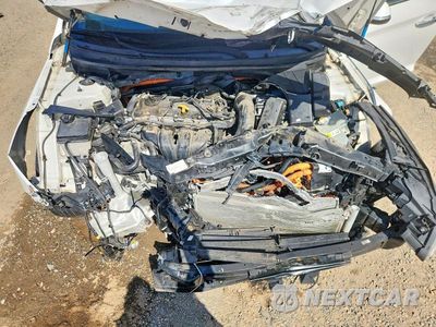 Zdjęcie 11 z 13 samochodu: 2016 HYUNDAI SONATA HYBRID SE VIN:KMHE24L11GA039241 - miniatura