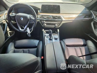 Zdjęcie 8 z 12 samochodu: 2020 BMW 530 I VIN:WBAJR3C08LWW69980 - miniatura